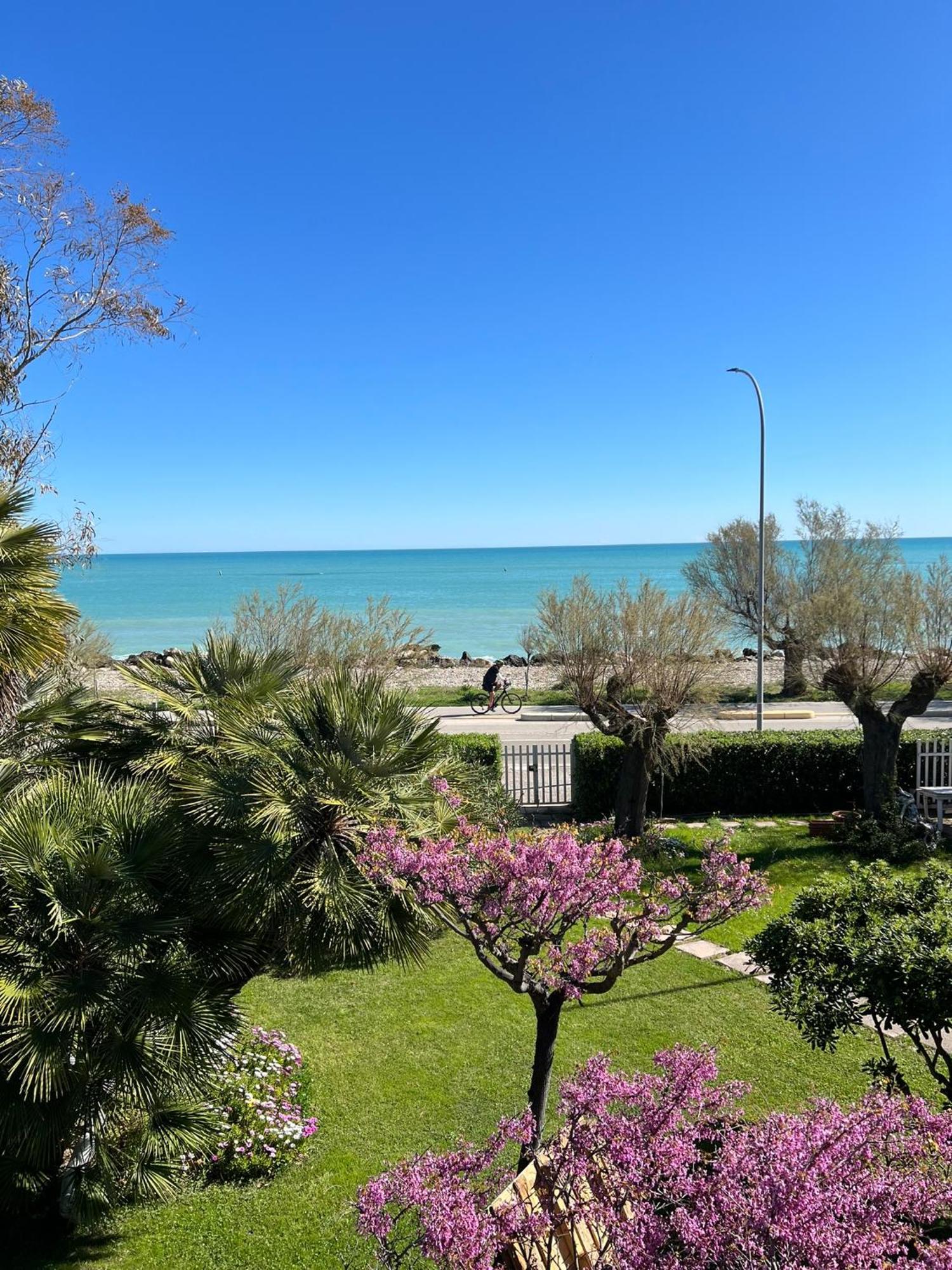 B&B I Versi Del Mare Roseto Degli Abruzzi Exteriér fotografie